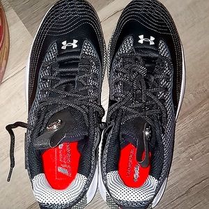 BRYCE HARPER BASEBALL CLEATS BRAND NEW